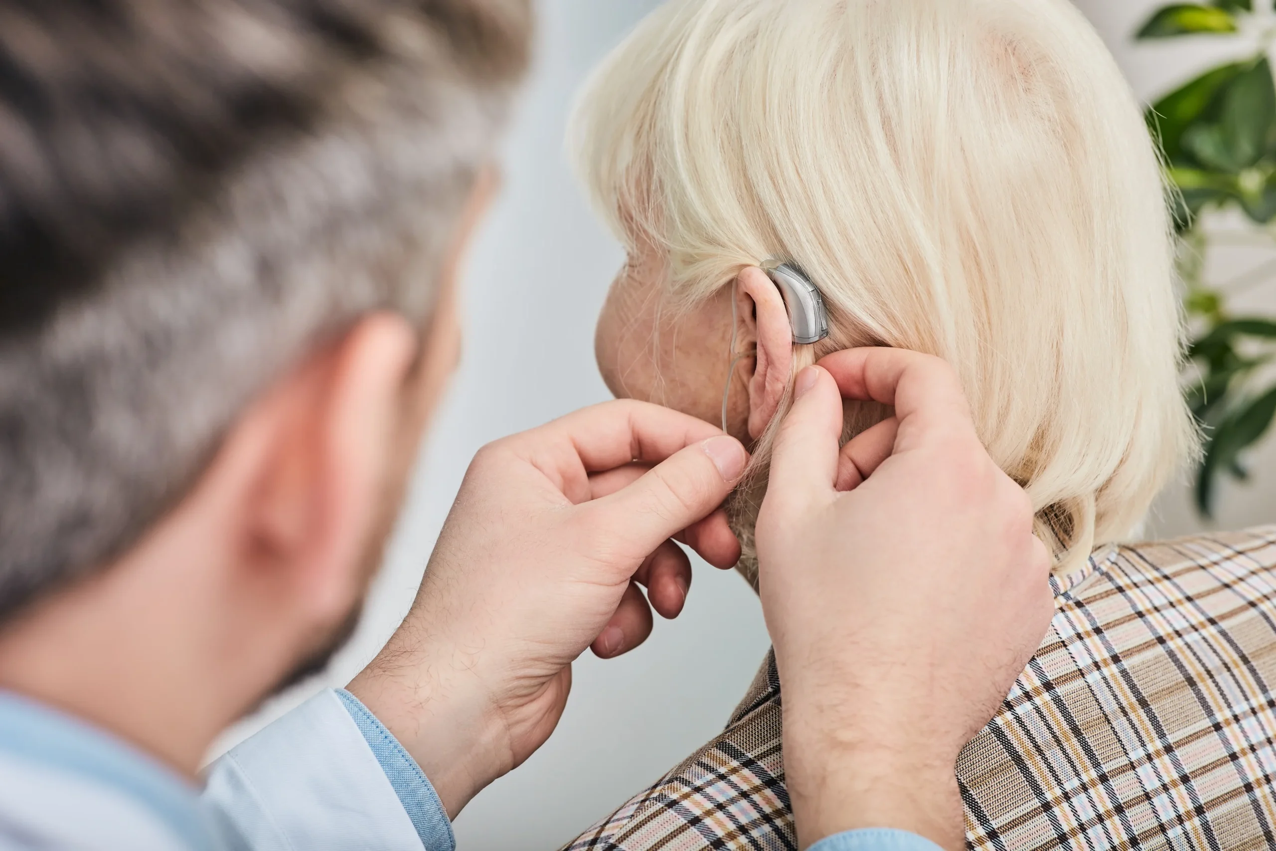 What are the Basic 6 main stages of hearing aid fitting?    